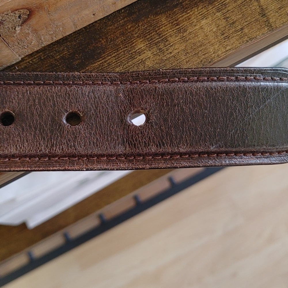Columbia Mens 32 in. Brown Leather Belt - Picture 7 of 8